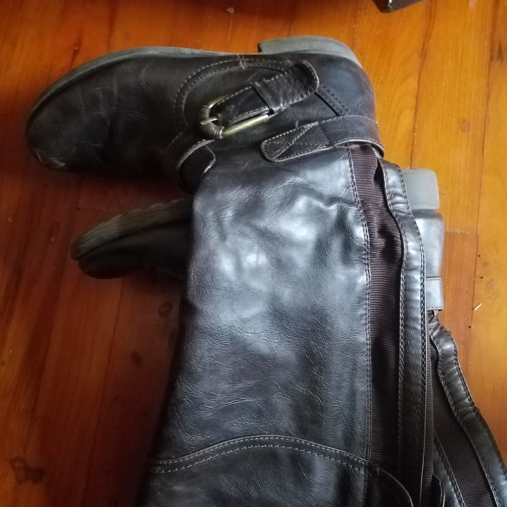 Bare Traps serita knee high boots